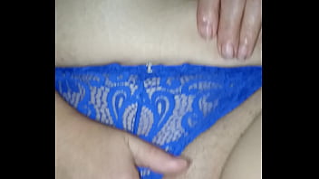 Humm cadeautu kiffes rejoint moi pour accéder à à des contenus plus je