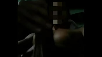 Con la mano en la verga