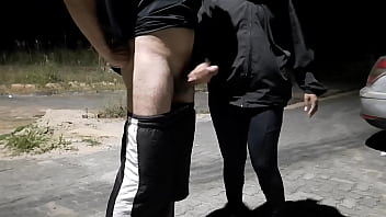 Cliente sem dinheiro fiz anal na rua por 40 reais