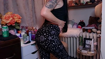 Ass out of this world Ass out of this world