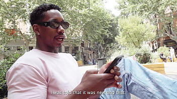 Me follo a una australiana guarra que conozco a través de sex dater en esa página hay muchas tias con ganas de polla