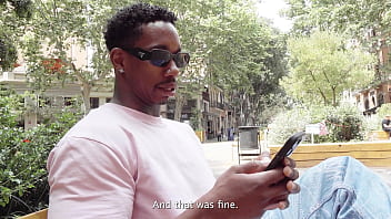 Me follo a una australiana guarra que conozco a través de sex dater en esa página hay muchas tias con ganas de polla