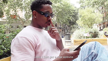 Me follo a una australiana guarra que conozco a través de sex dater en esa página hay muchas tias con ganas de polla