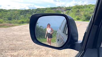 Helpful chick turns parking favor into hot outdoor sex adventure