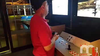 Casada safadas se pegam e o corno tem um dia de comedor elisa sanches e monica lima