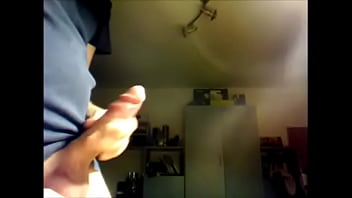 Mladej Kluk Stříká thumbnail