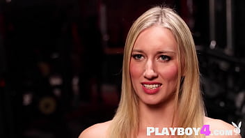 Sexy milf exposed her hot body and posed naked for the playboy