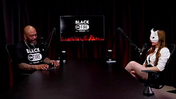 Gosta da casa de swing pra ser observada e não dar a buceta pra geral transou no consultório médico e quem ela mama victoria rubro watch sheer red