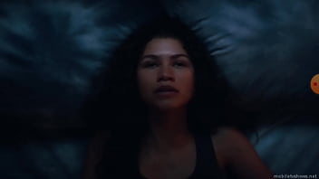 Rue masturbates in bed almost got caught