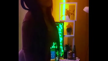 Tu dulce tentacion se presenta en su bunker