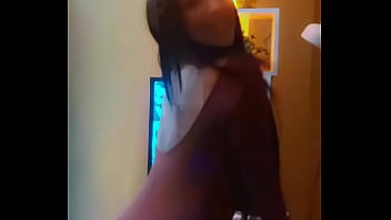 Tu dulce tentacion se presenta en su bunker