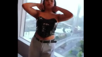 Melissa faz um ensaio para revista