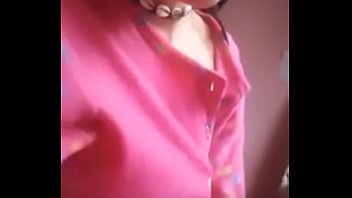 Teen shows ass and pussy on cam