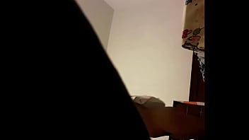 Mi ex fer la morena putita vistiendose