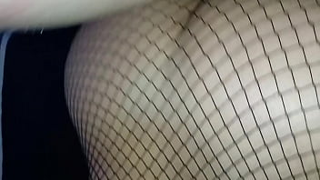 Puta latina culona pone bien cachonda para que le follen el culo