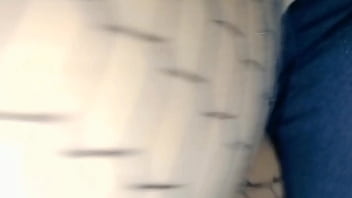 Puta latina culona pone bien cachonda para que le follen el culo