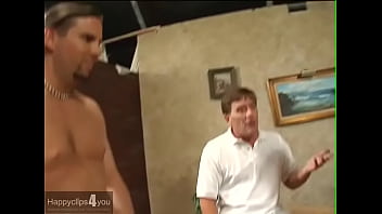 Blowjob party with an experienced babe