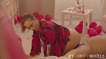 Festive fuck and creampie for a couple