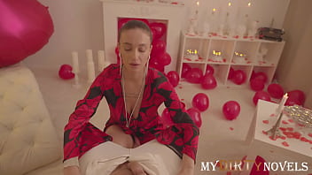 Festive fuck and creampie for a couple