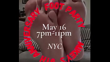 Since some of yall are wildin' in my dms in my dom voice let's get one thing straight this is a foot party b