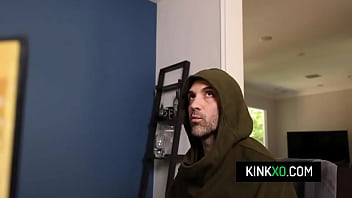 Teen bffs spice up a boring game night by sharing stud's cock in foursome