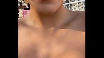 Pool party je ne vous oublie pas mais je capte très mal du coup