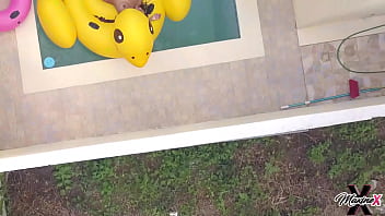 Maxine x masturbates & cums on her big rubber ducky in the pool Maxine x masturbates & cums on her big rubber ducky in the pool