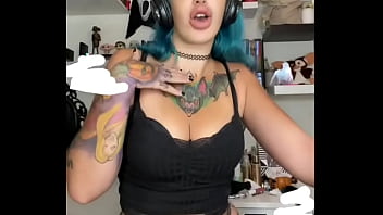 Caliente perra te pondra la verga dura