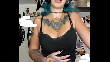 Caliente perra te pondra la verga dura