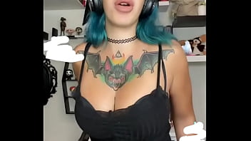 Caliente perra te pondra la verga dura