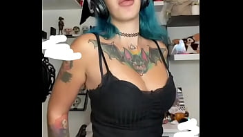 Caliente perra te pondra la verga dura