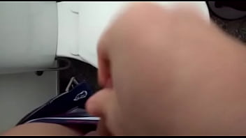 Punhetanando No Trabalho thumbnail