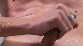 Gaycapetownboy hung sub horny bottom