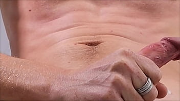 Gaycapetownboy hung sub horny bottom