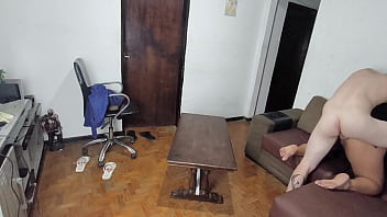 Meu enteado estava jogando video e mostrei pra ele que sexo é melhor