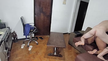 Meu enteado estava jogando video e mostrei pra ele que sexo é melhor