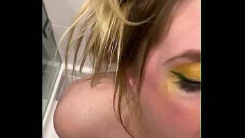 Teen Sucks Big Dick And Drinks Pee thumbnail