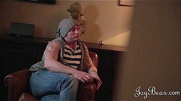 Joybear Sexy Housemate Fucking Her Friend thumbnail