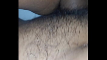 Yo side bitch fuckin around