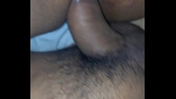 Yo side bitch fuckin around