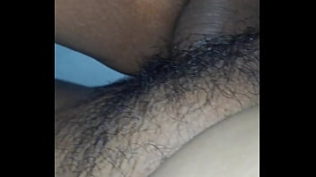 Yo side bitch fuckin around