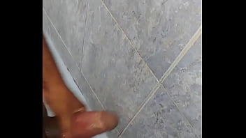 Siempre que me voy a bañar me dan ganas de pagiarme