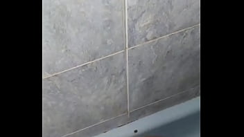 Siempre que me voy a bañar me dan ganas de pagiarme