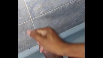 Siempre que me voy a bañar me dan ganas de pagiarme