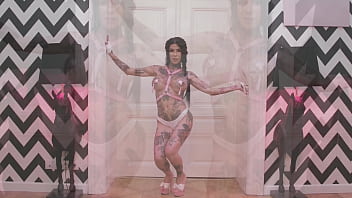 Anal queen gapes her ass with monster black dildo