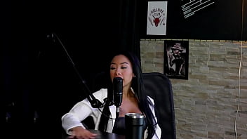 Começou no amador tem o suporte para as amigas e achava que era hétero mas paulistinha sheer red