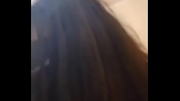 Gritei pro macho meter sem camisinha porque queria gozar gostoso na frente do meu corno