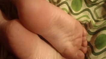 Footjob on my bed