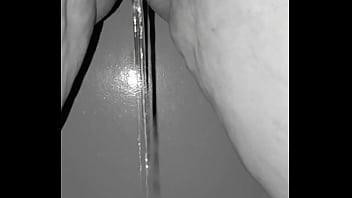 Je Suis Une Pisseuse thumbnail