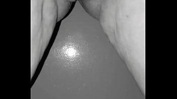 Je Suis Une Pisseuse thumbnail